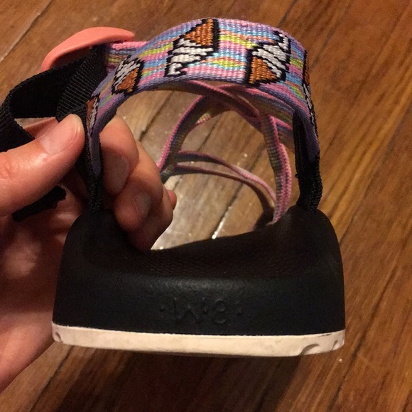 ice cream cone chacos